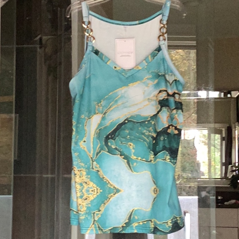 ETCYY V-Neck Tropics Top with Gold Ring Straps. NWT. Sz L.